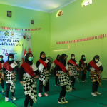 Kaya dalam Konsep Materi